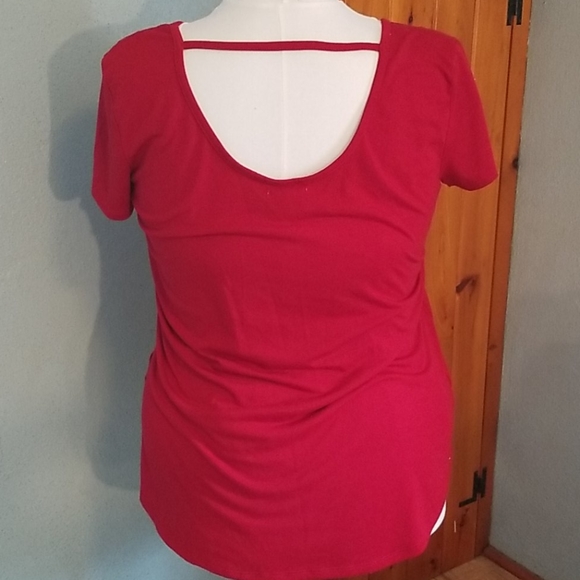 Red and Gold Squined Top - Picture 2 of 8